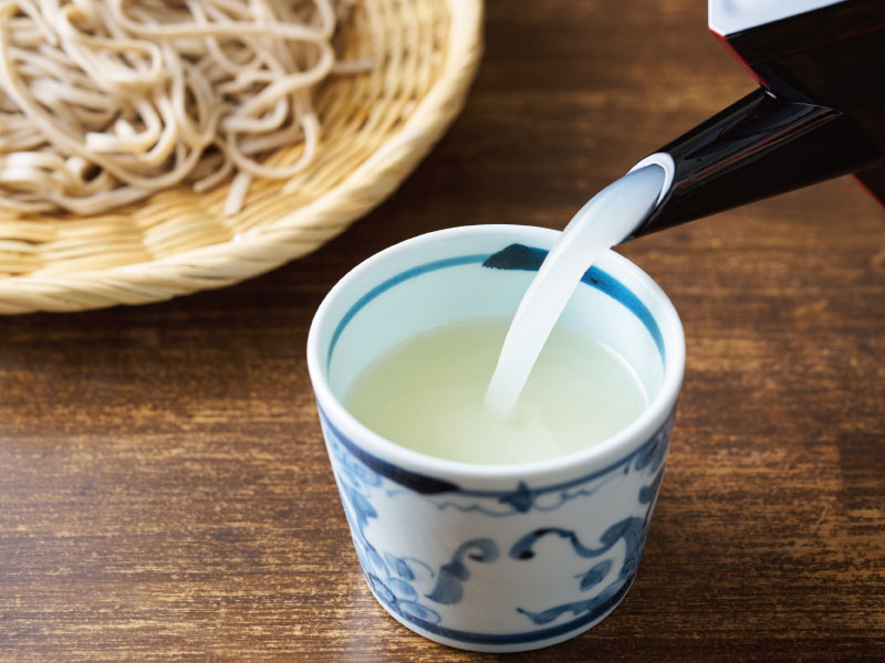 出雲そば そば湯 ─ 無添加だから最後まで楽しめる